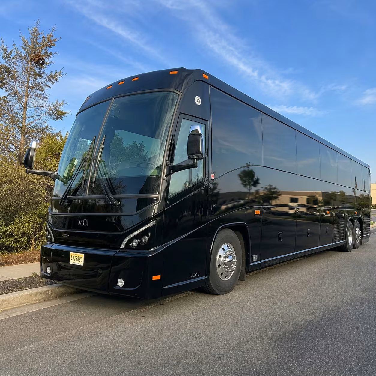 multi stop employee shuttle buses across salinas