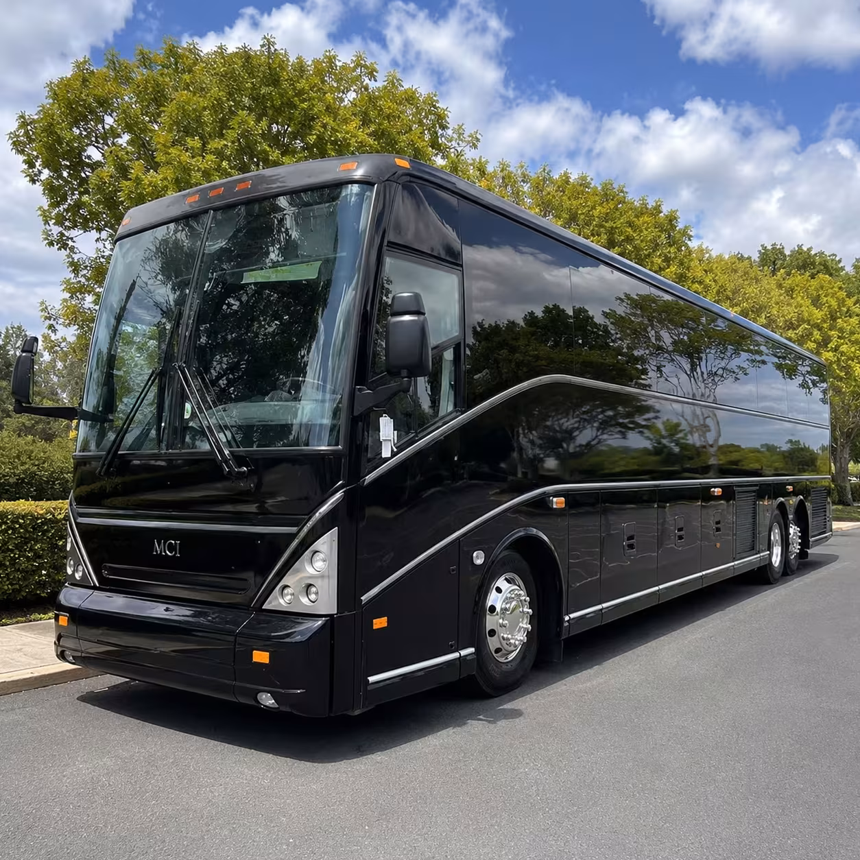 salinas charter bus rental fleet
