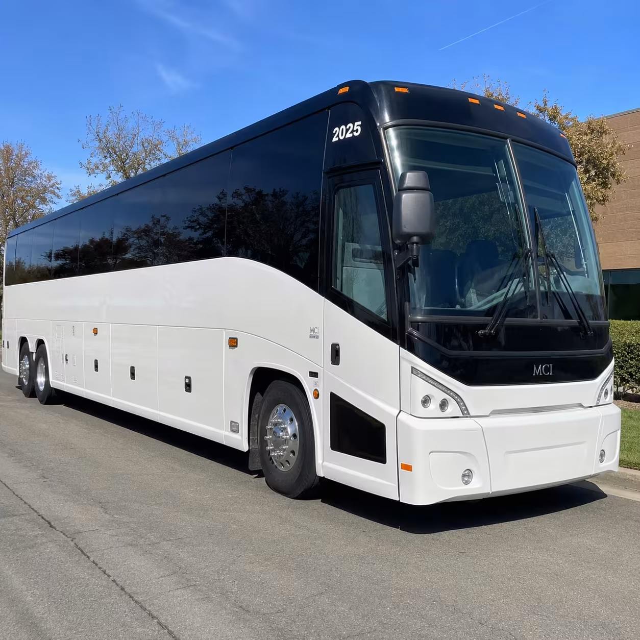 salinas shuttle buses to the monterey jazz festival